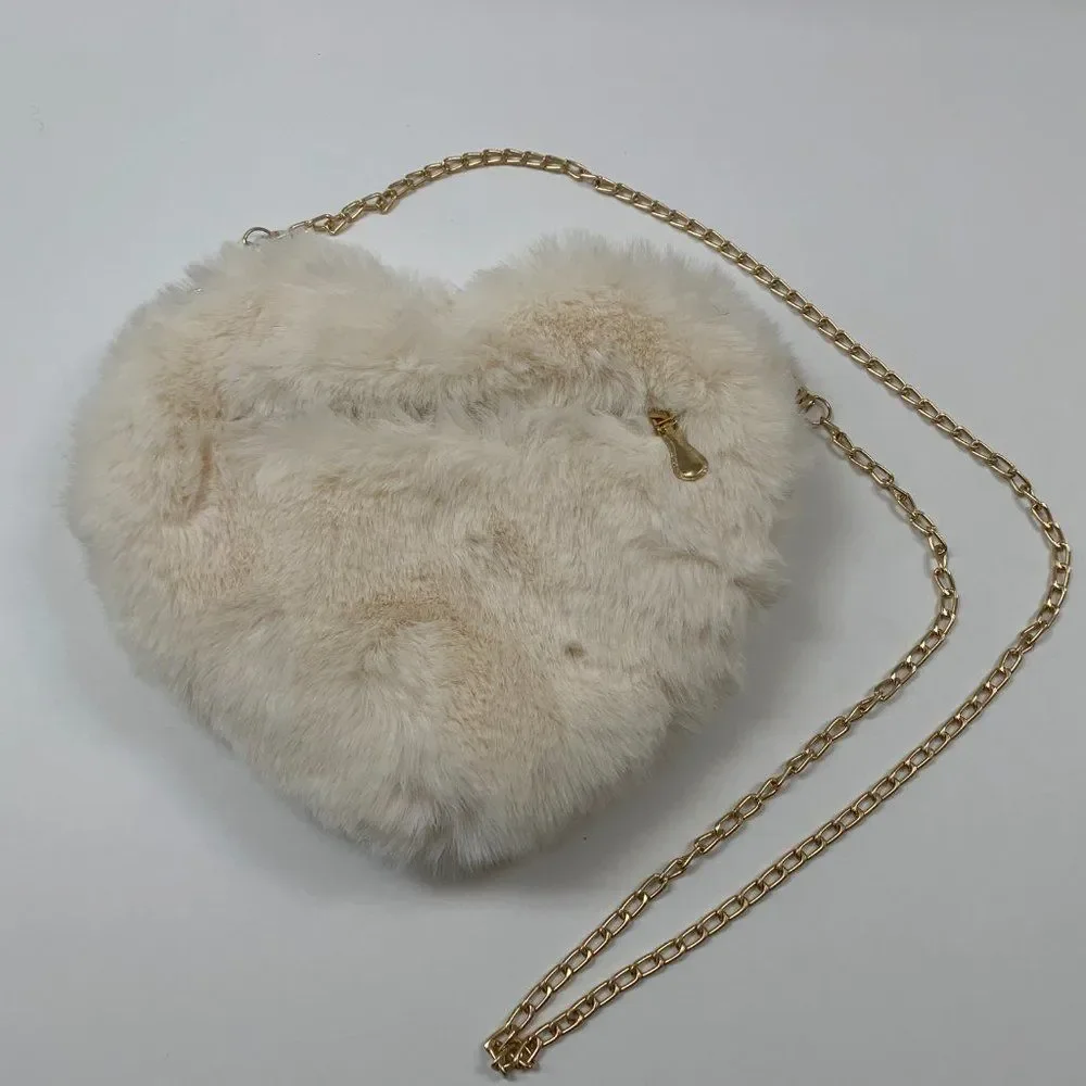 Heart Shaped Faux Fur Crossbody Bag - White - NWT - Picture 5 of 10